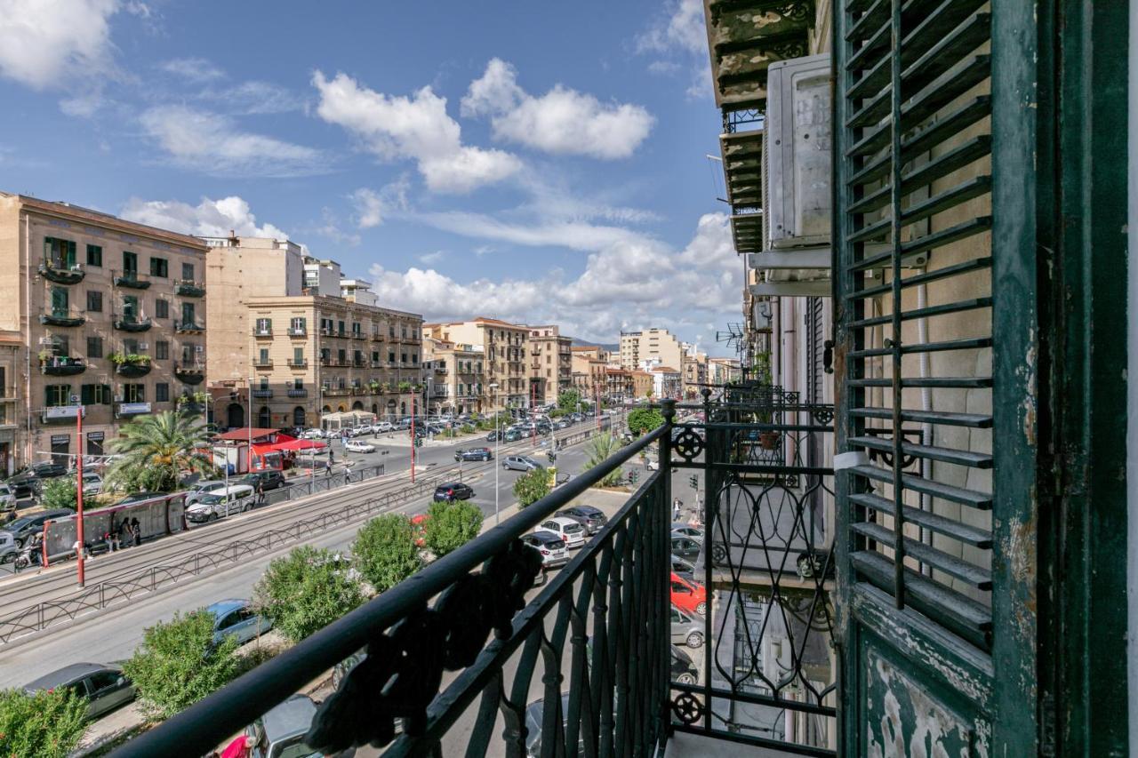 Appartamento Corso dei Mille Station Flat with Balcony Palermo Esterno foto