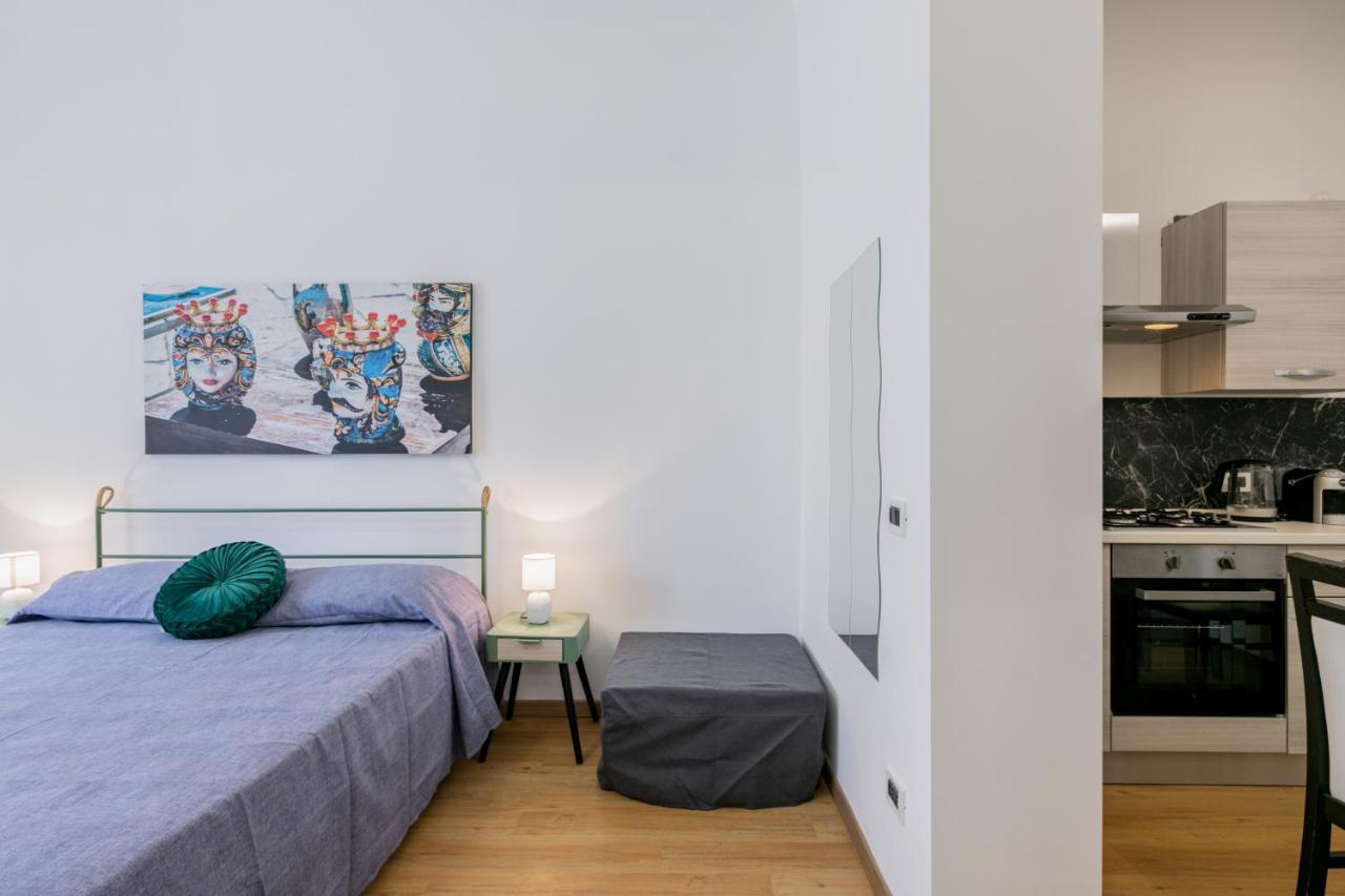 Appartamento Corso dei Mille Station Flat with Balcony Palermo Esterno foto